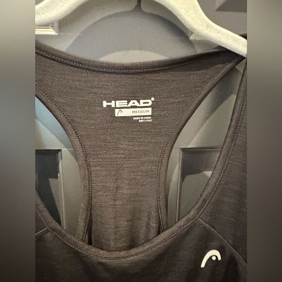 Set of 2 black sports tops - Picture 2 of 9